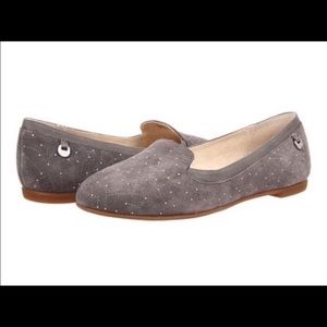 ✨UGG Bentile Constellation Flats